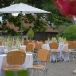 Wir sind auch f&uuml;r eine grosse Gruppe ausger&uuml;stet. &Auml;thiopischer Partyservice Bern